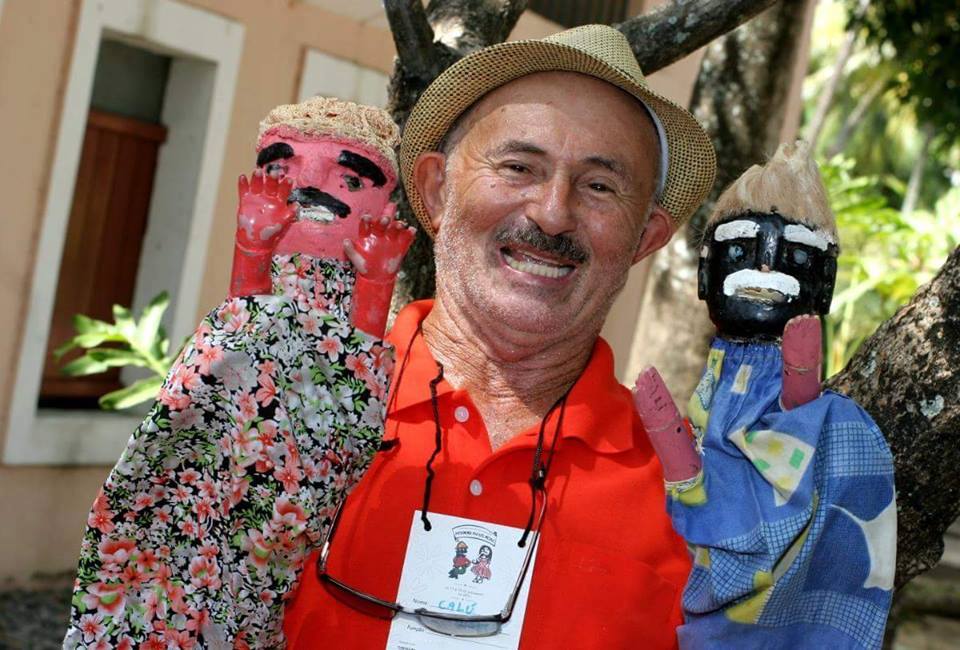 Festival Viva Calú homenageia mestre do teatro de mamulengo em Pernambuco