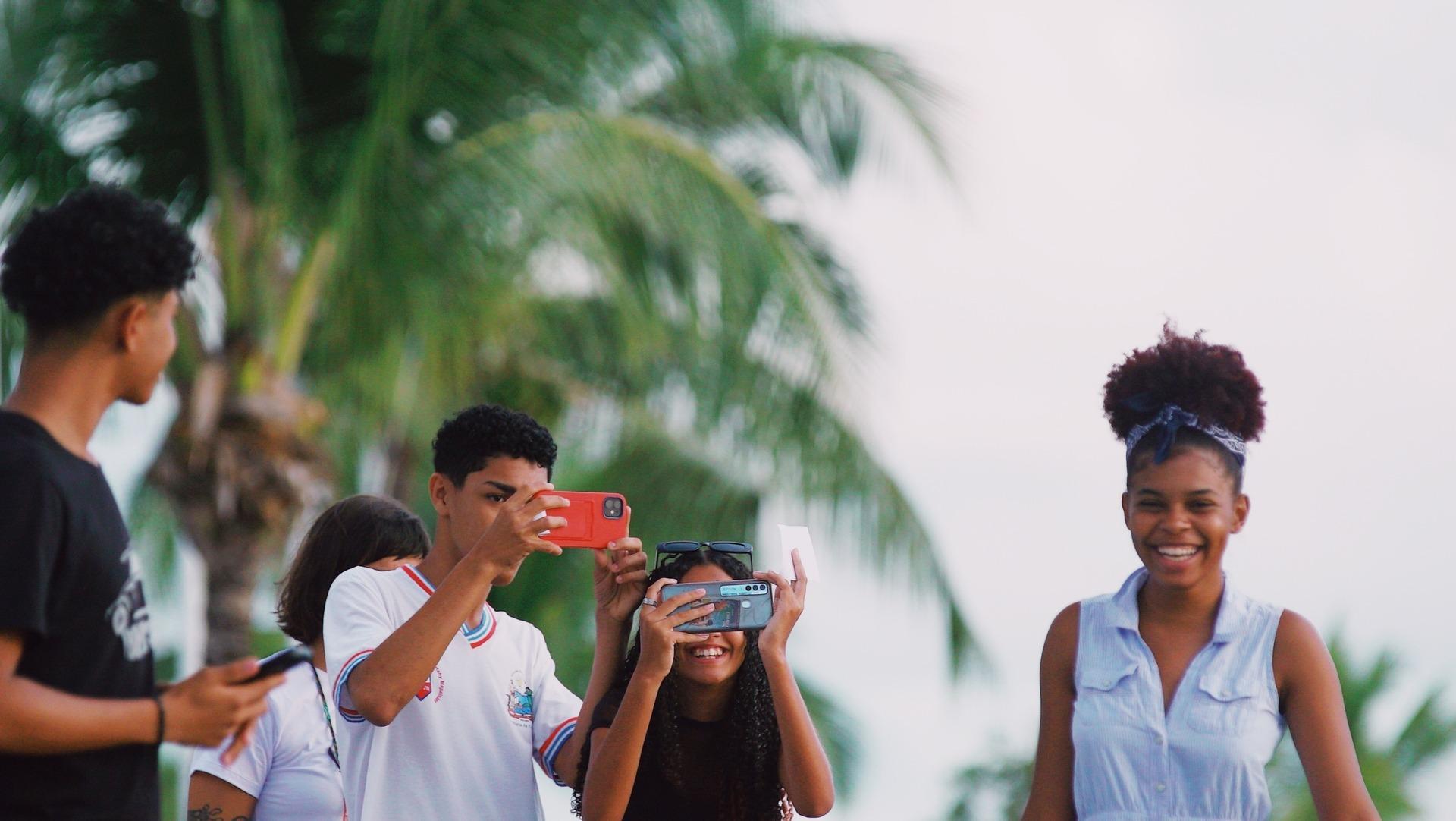 Mar, Cinema e Juventude: projeto de cinema comunitário fortaleceeducação popular nas ilhas da Bahia 