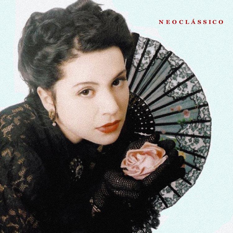 Patricia Marx disponibiliza nas plataformas digitais o álbum “Neoclássico”, lançado há 30 anos para o mercado japonês.