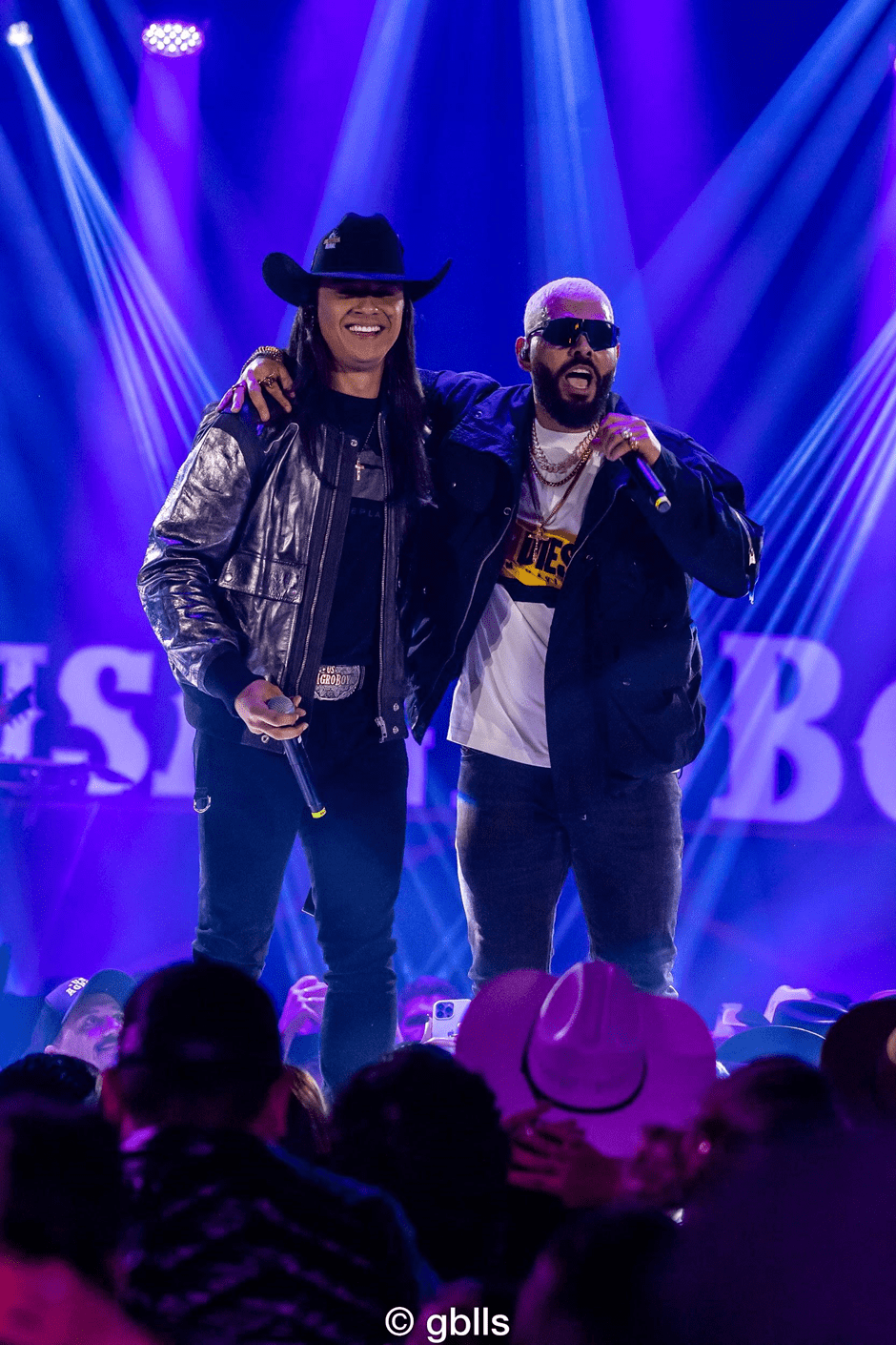 A ROÇA NO TOPO: US AGROBOY GRAVAM SEGUNDO ÁLBUM DE CARREIRA EM SÃO PAULO