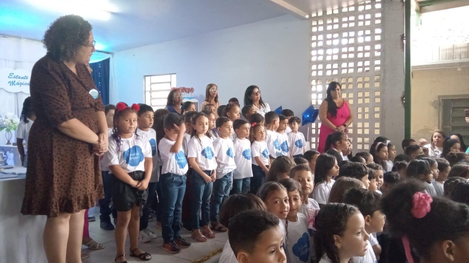 Escola pública de Caruaru forma maior rede de escritores mirins do Agreste do Estado