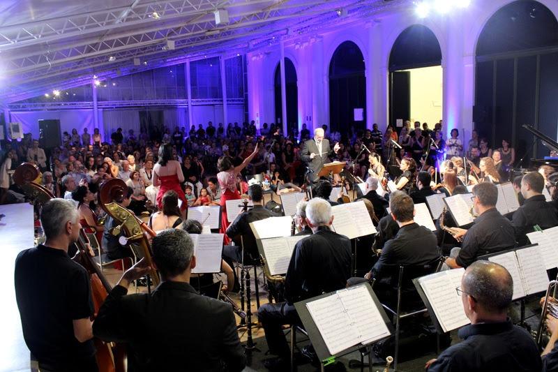 MUSEU DA CASA BRASILEIRA PROMOVE CONCERTO DE NATAL COM A ORQUESTRA MURILO ALVARENGA