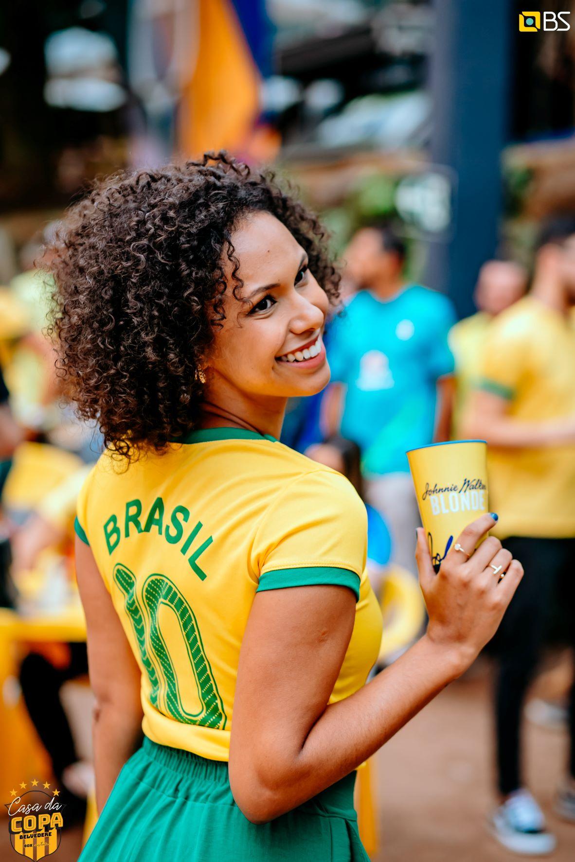 CASA DA COPA TEM 12 HORAS DE FESTA NO JOGO BRASIL X CROÁCIA NA COPA DO MUNDO
