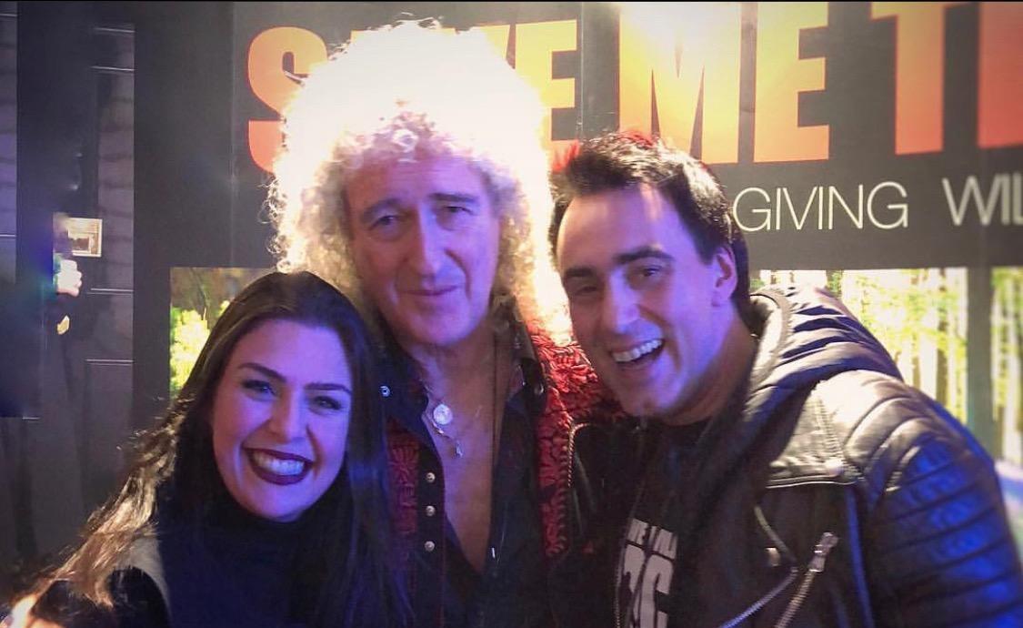 Alírio Netto se apresenta com o Queen Extravaganza na lendária casa Hammersmith Apollo em Londres no Reino Unido