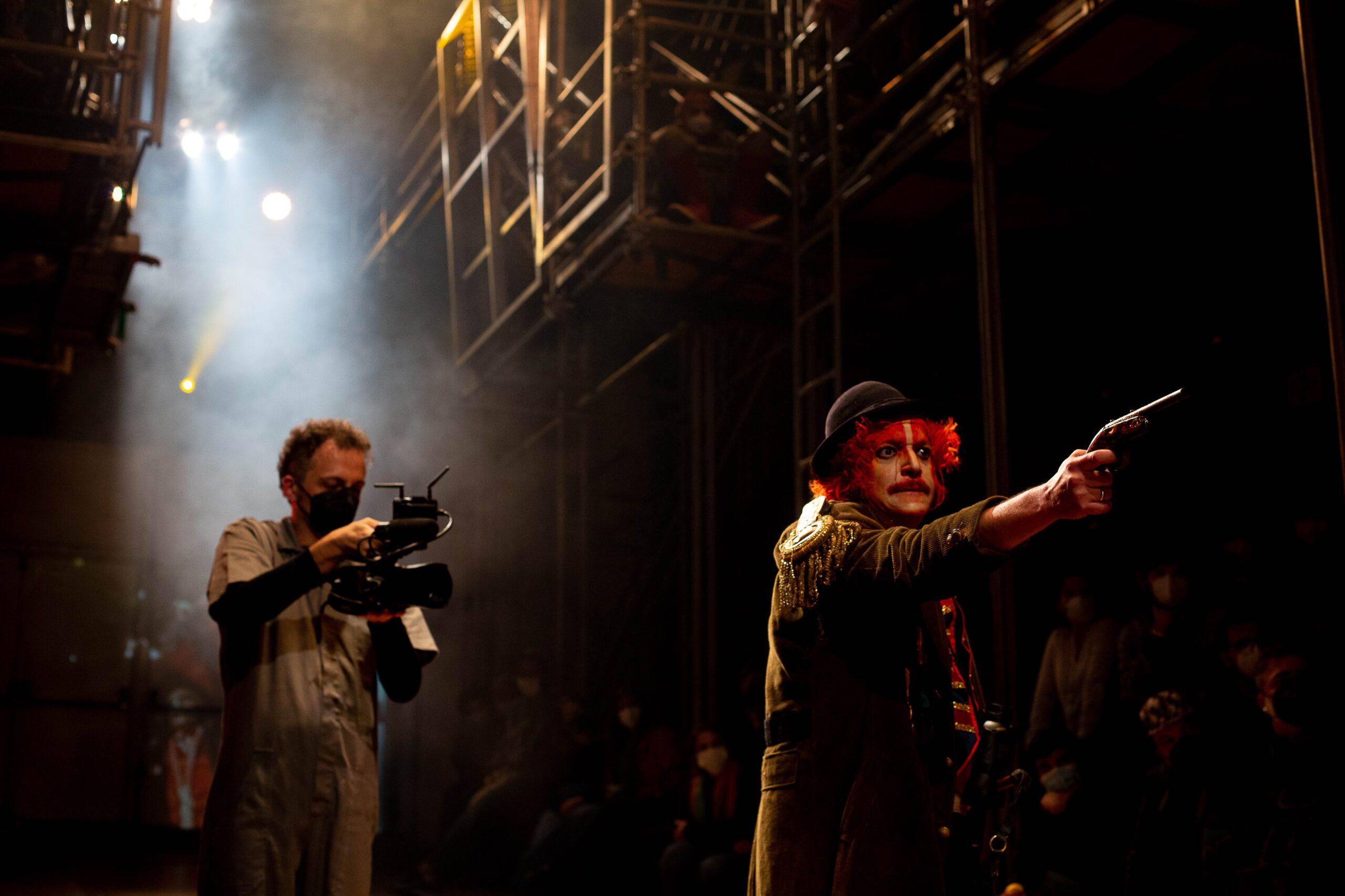 Teat(r)o Oficina chega a Belo Horizonte com “Esperando Godot”