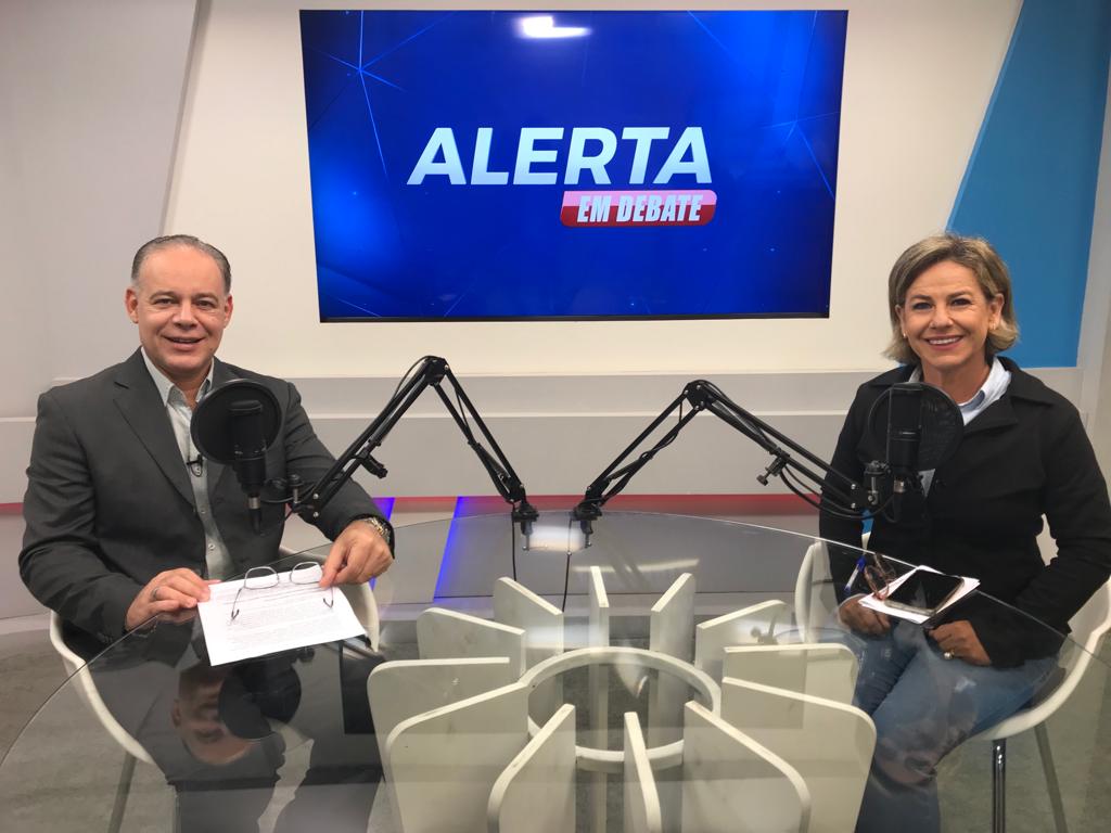 RFTV inova ao levar o formato de podcast para a tela da televisão no programa Alerta Total