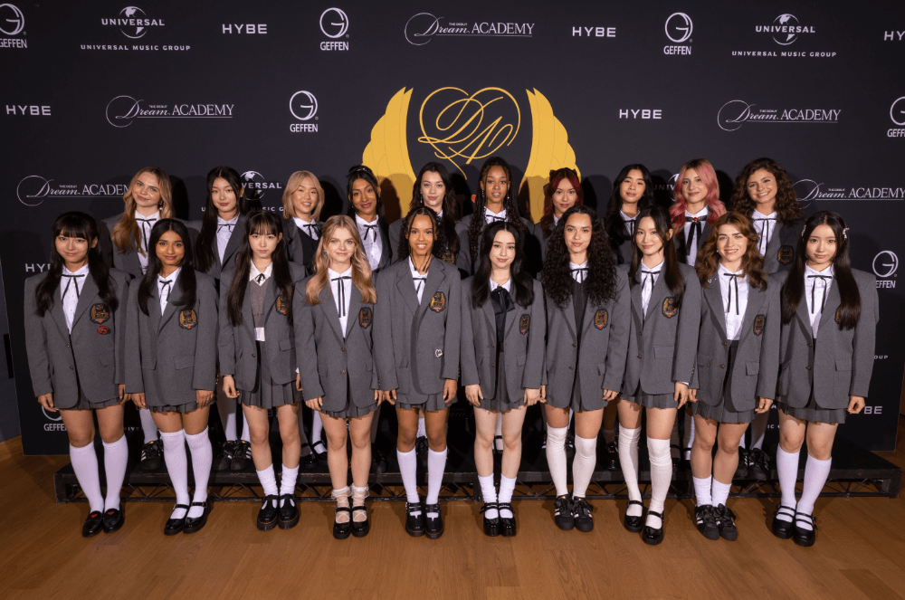 HYBE X GEFFEN RECORDS ANUNCIAM CONCURSO INÉDITO PARA SELECIONAR INTEGRANTES DO GIRL GROUP GLOBAL