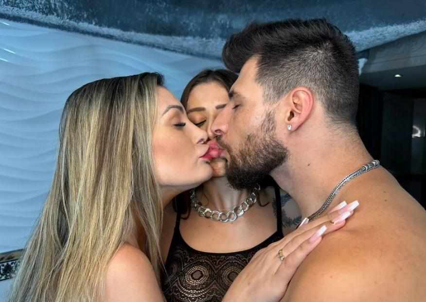 Andressa Urach: Explorando Novos Horizontes na Intimidade com Casal na Privacy