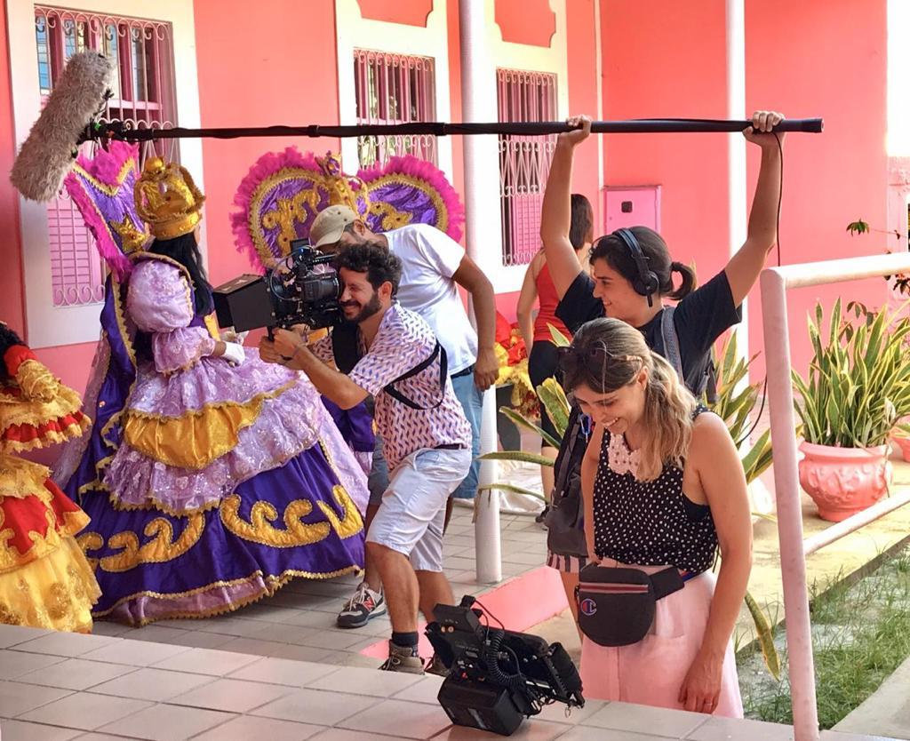 Maracatu Feminino Coração Nazareno, de Nazaré da Mata, Estreia na Tela do Cine PE