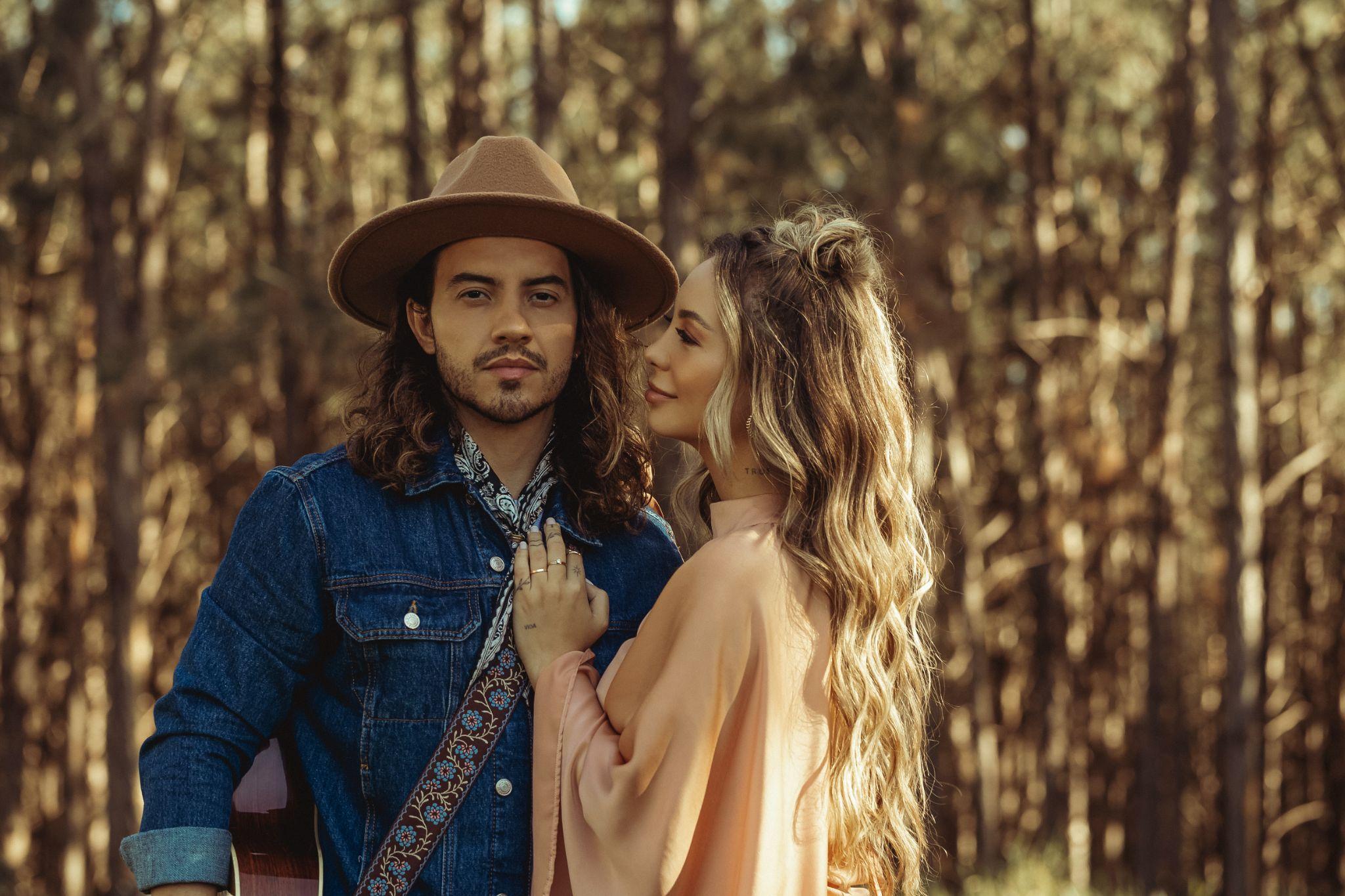 Duo MAR ABERTO Encanta São Paulo com Apresentações Memoráveis