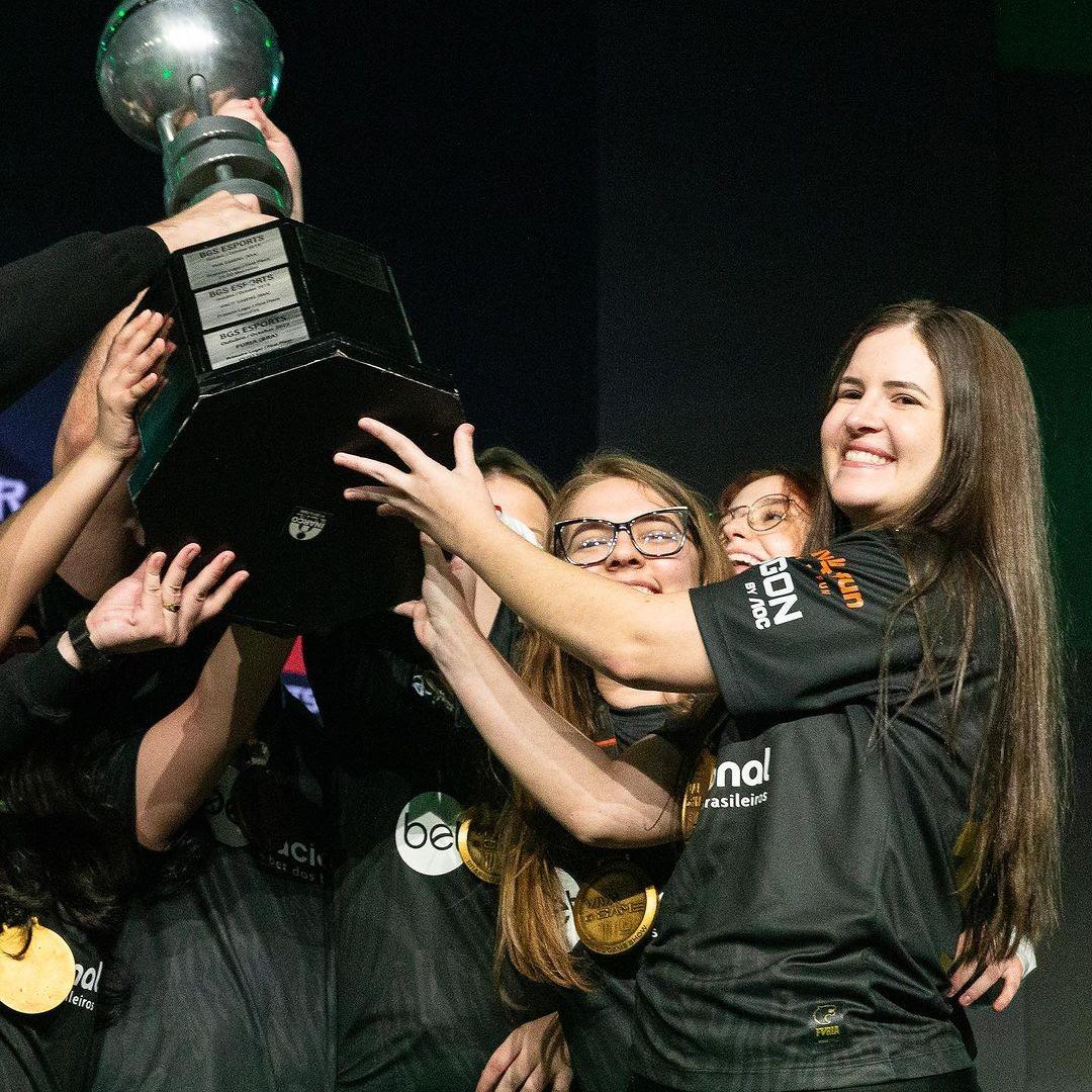 FURIA: Brasileiras Prontas para Brilhar no Mundial de CS2 em Valência