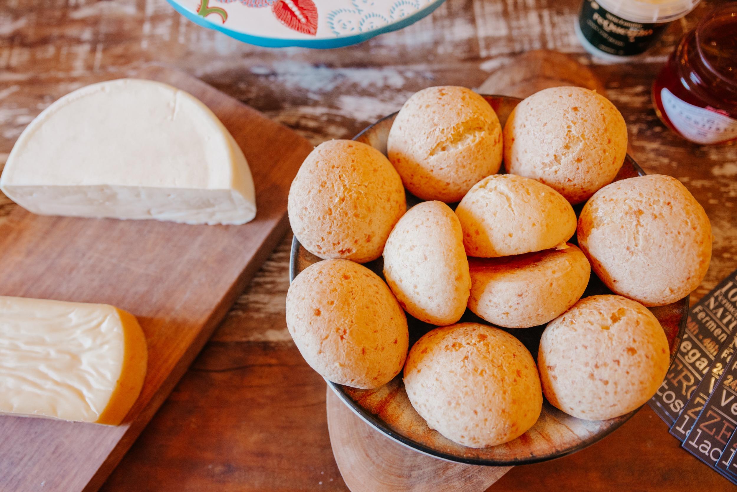 Dona Celina é referência de pão de queijo mineiro legítimo em SP