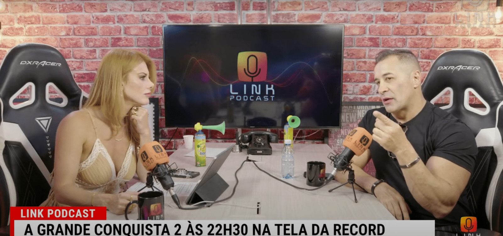 Marcos Oliver sobre suas técnicas para cantadas serem utilizadas por Neymar: “Inclusive hoje em dia o cara está fazendo vários filhos”!