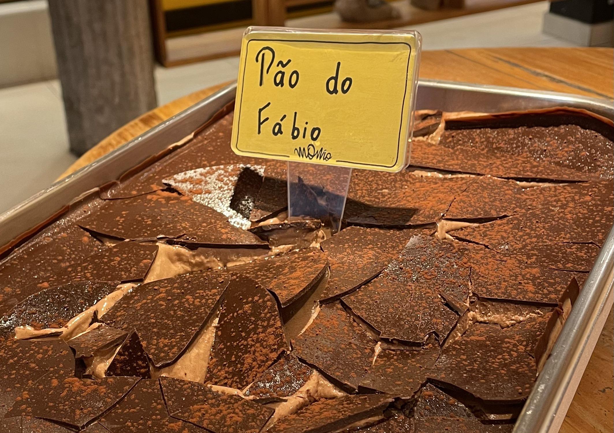 Fábio Porchat lança sabor de gelato com mel e especiarias na Momo