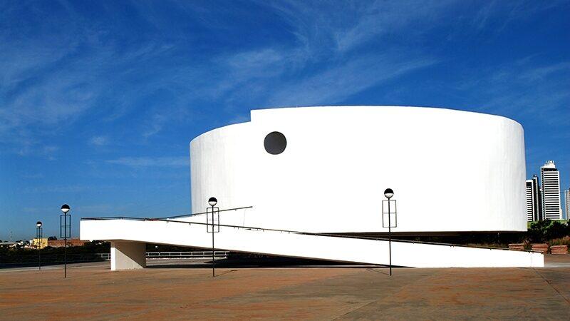 Sesc Goiás é parceiro da Exposição Presente e Futuro que acontece no MAC 