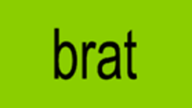 Charli XCX lança álbum “BRAT”