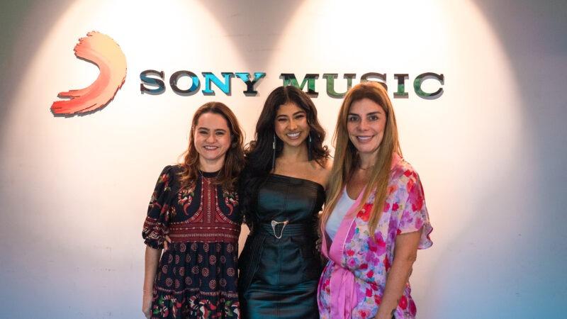 Zaynara assina com a Sony Music Brasil