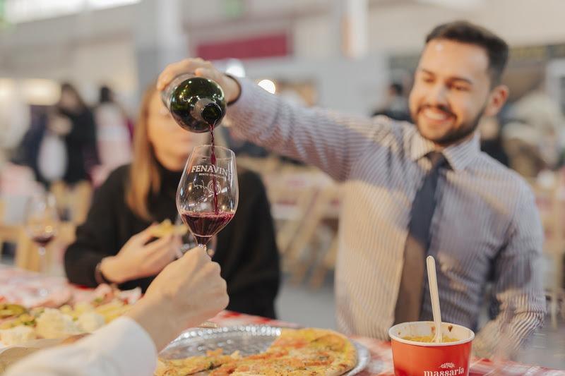 Fenavinho celebra vinho nacional com brinde inédito neste sábado