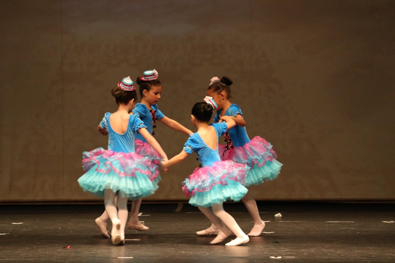 Bailarinas brilham na Mostra de Dança do Londrina Norte Shopping