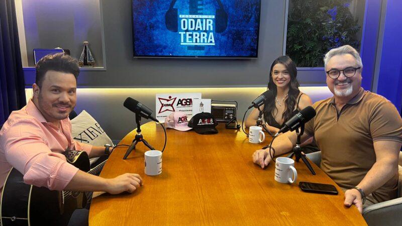 Marcelo Martins anuncia novo hit no programa Odair Terra