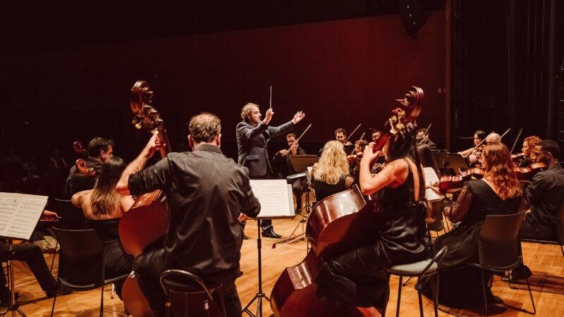 Celso Adolfo e Orquestra Ouro Preto celebram música mineira