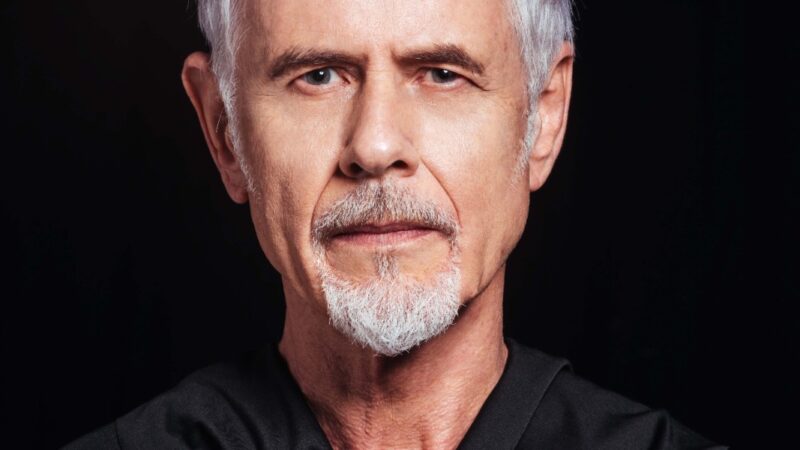 Ritchie faz show em BH com sucessos e novidades em abril