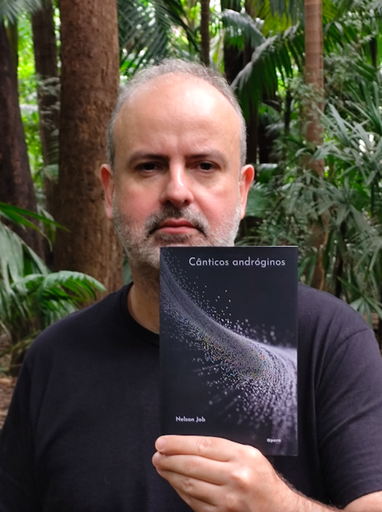 Cânticos Andróginos: poesia visionária e intersexo de Nelson Job