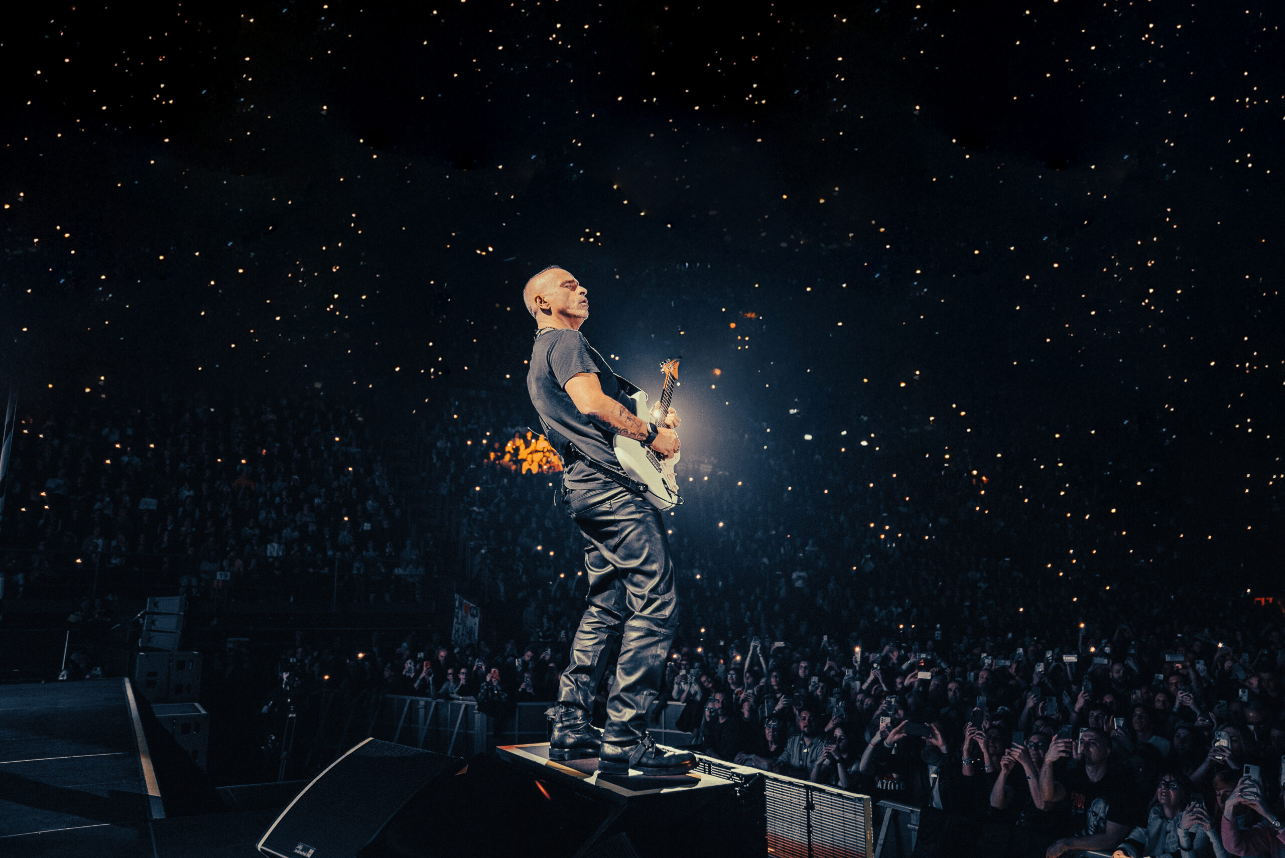 Eros Ramazzotti anuncia show único no Brasil em 2026