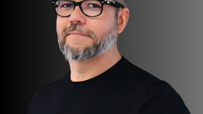 Entrevista: Henrique Sampaio, professor