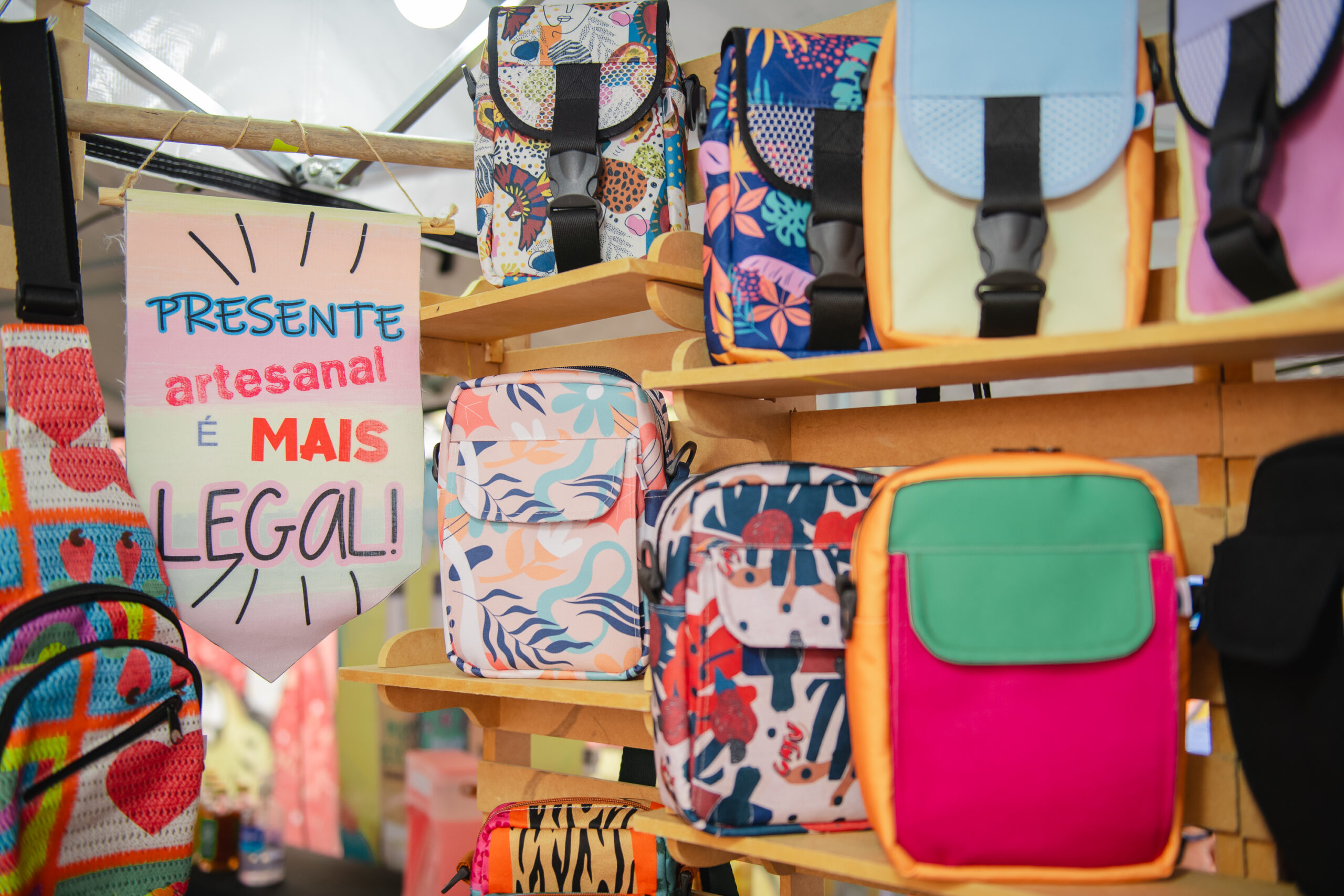 Feira das Deusas valoriza microempreendedores na Liberdade