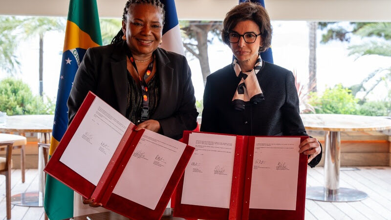 Brasil e França firmam acordo inédito na área cultural