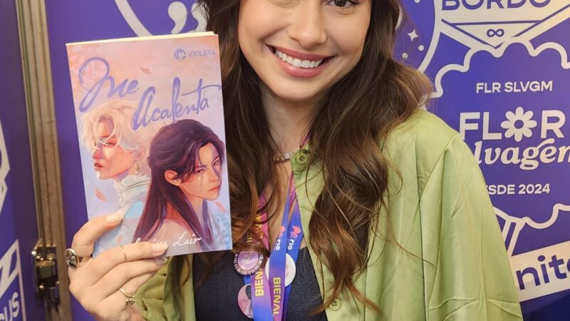 Fanfic de Larissa Lair mistura romance e fantasia medieval