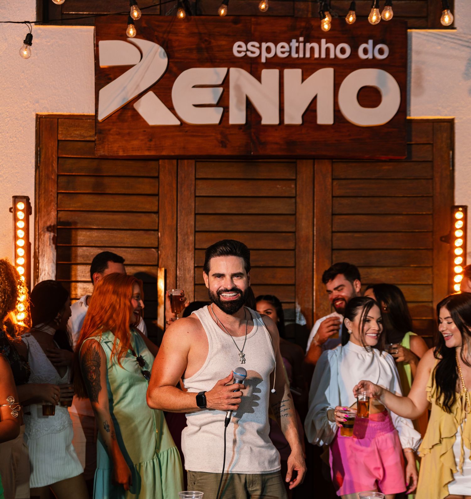 Renno lança EP “Espetinho” com forró e parcerias