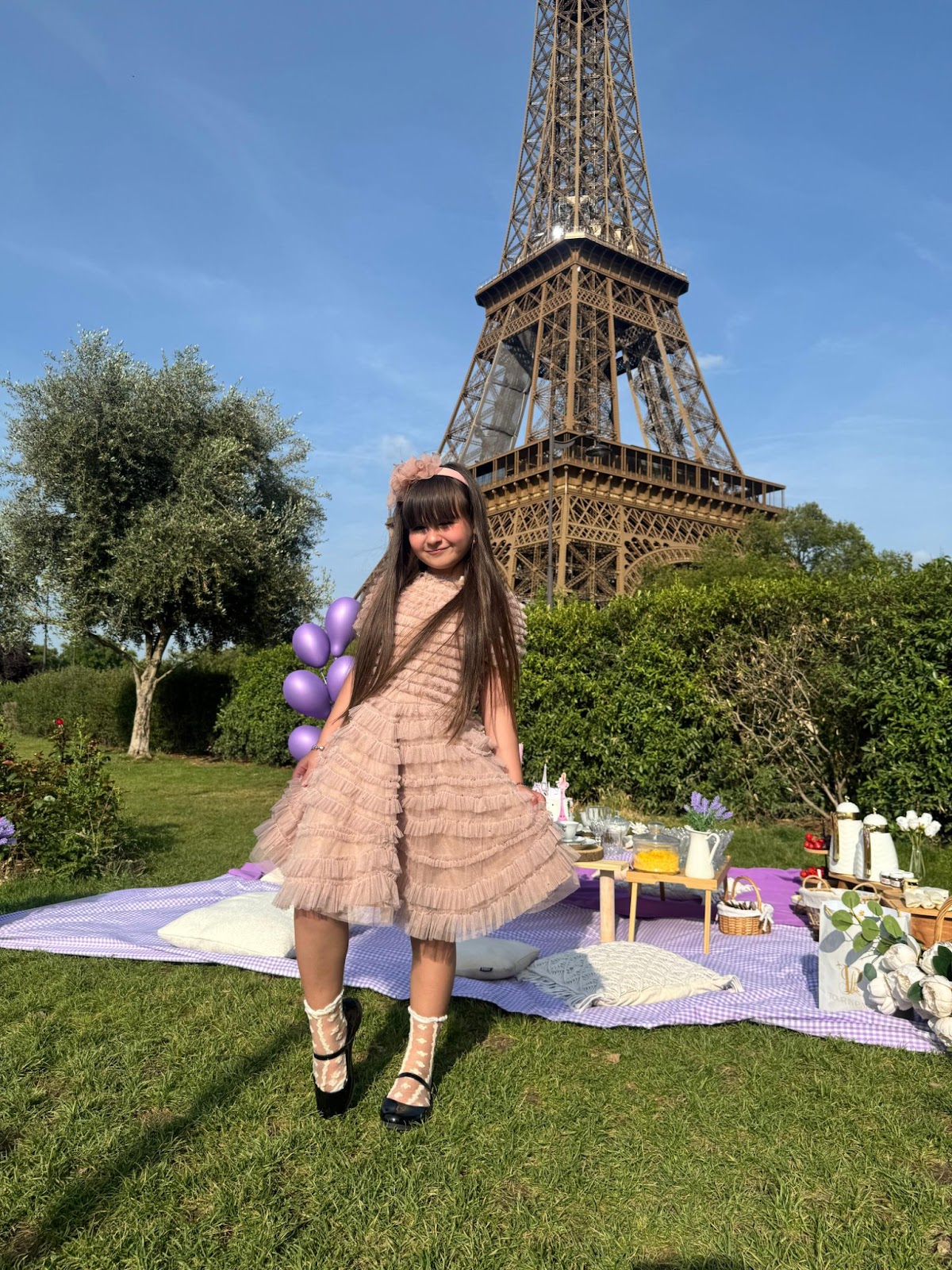 Juju Teófilo celebra férias encantadas em Paris