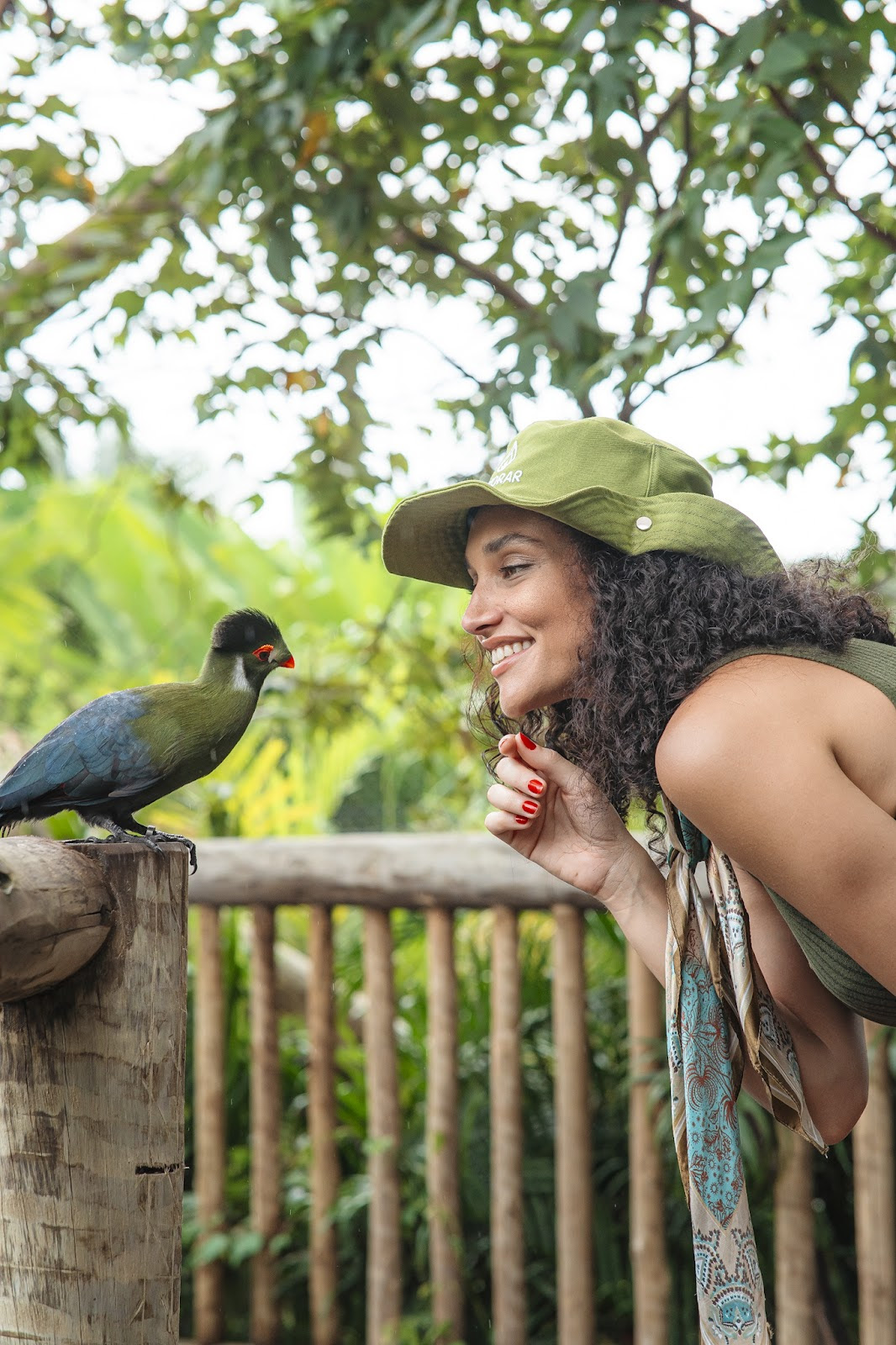 Débora Nascimento visita novo Parque Arvorar no Ceará