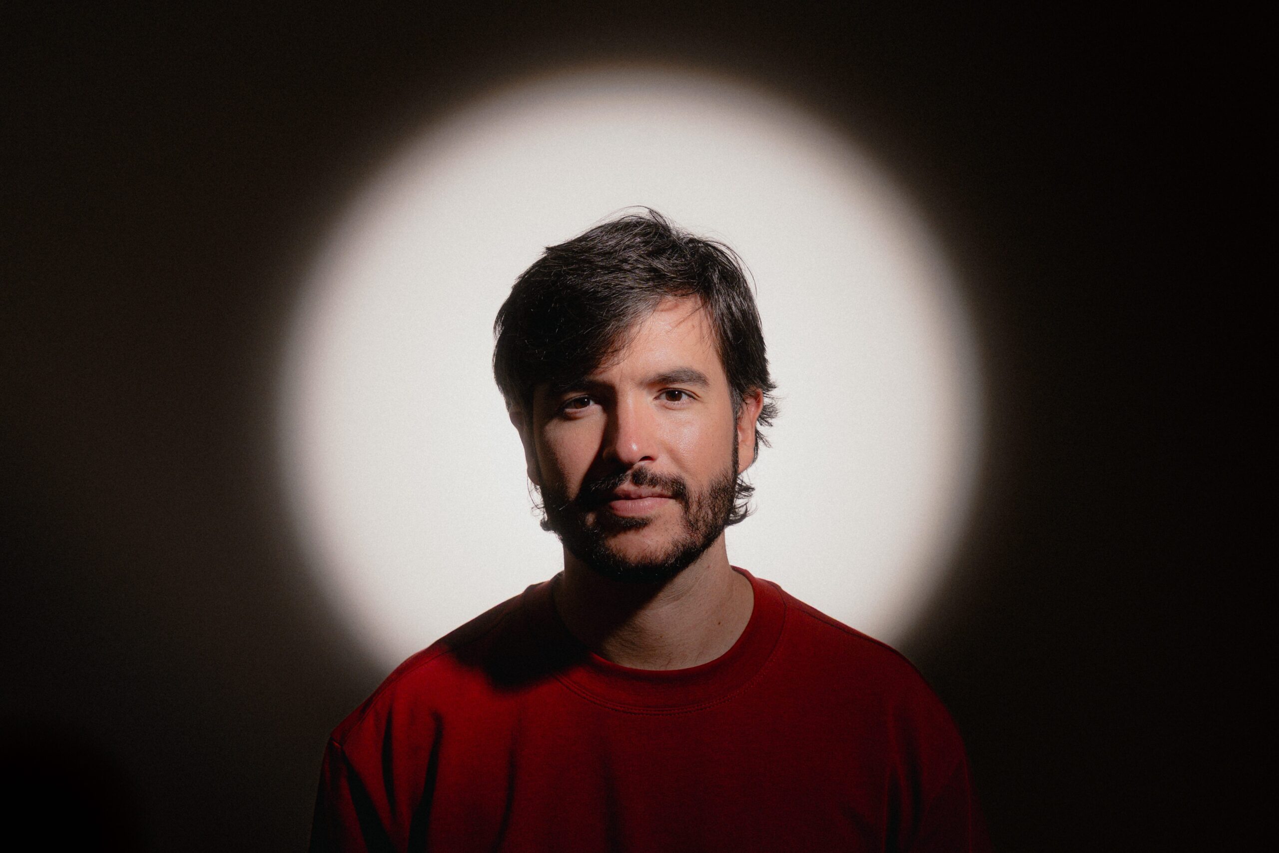 Alexandre Andrés lança projeto “Luar Total” com show gratuito em BH