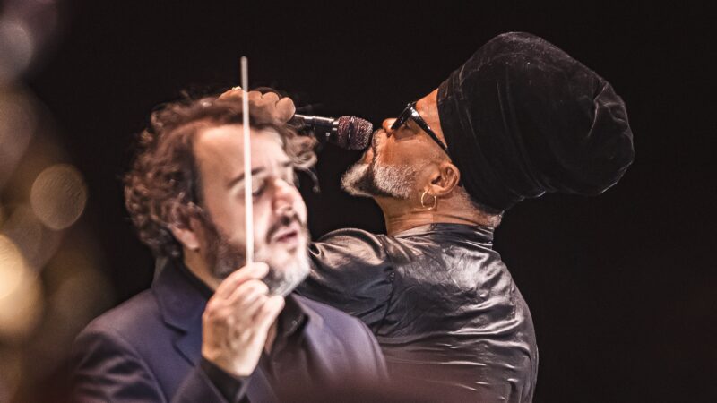 Carlinhos Brown e Orquestra Ouro Preto abrem festa de 314 anos de Ouro Preto
