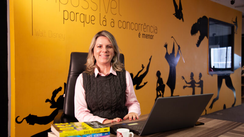 Psicóloga lança teste de integridade em livro sobre Indústria 4.0