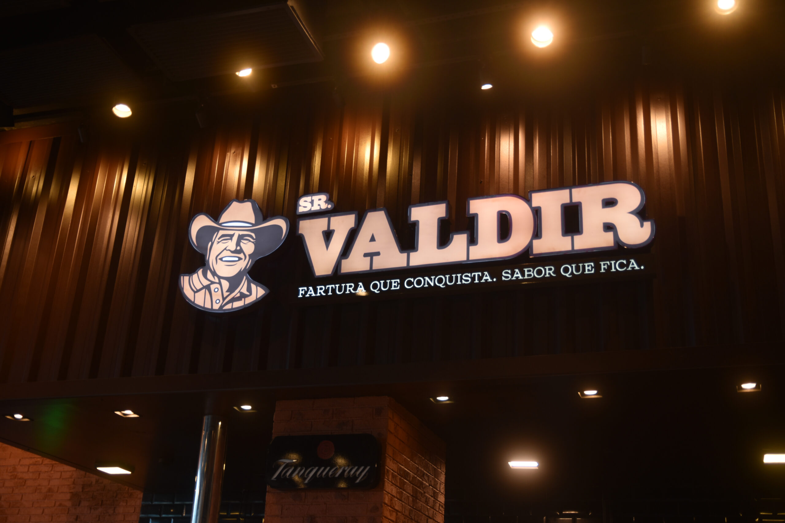 Sr. Valdir inaugura no RioMar Kennedy com sabor nordestino