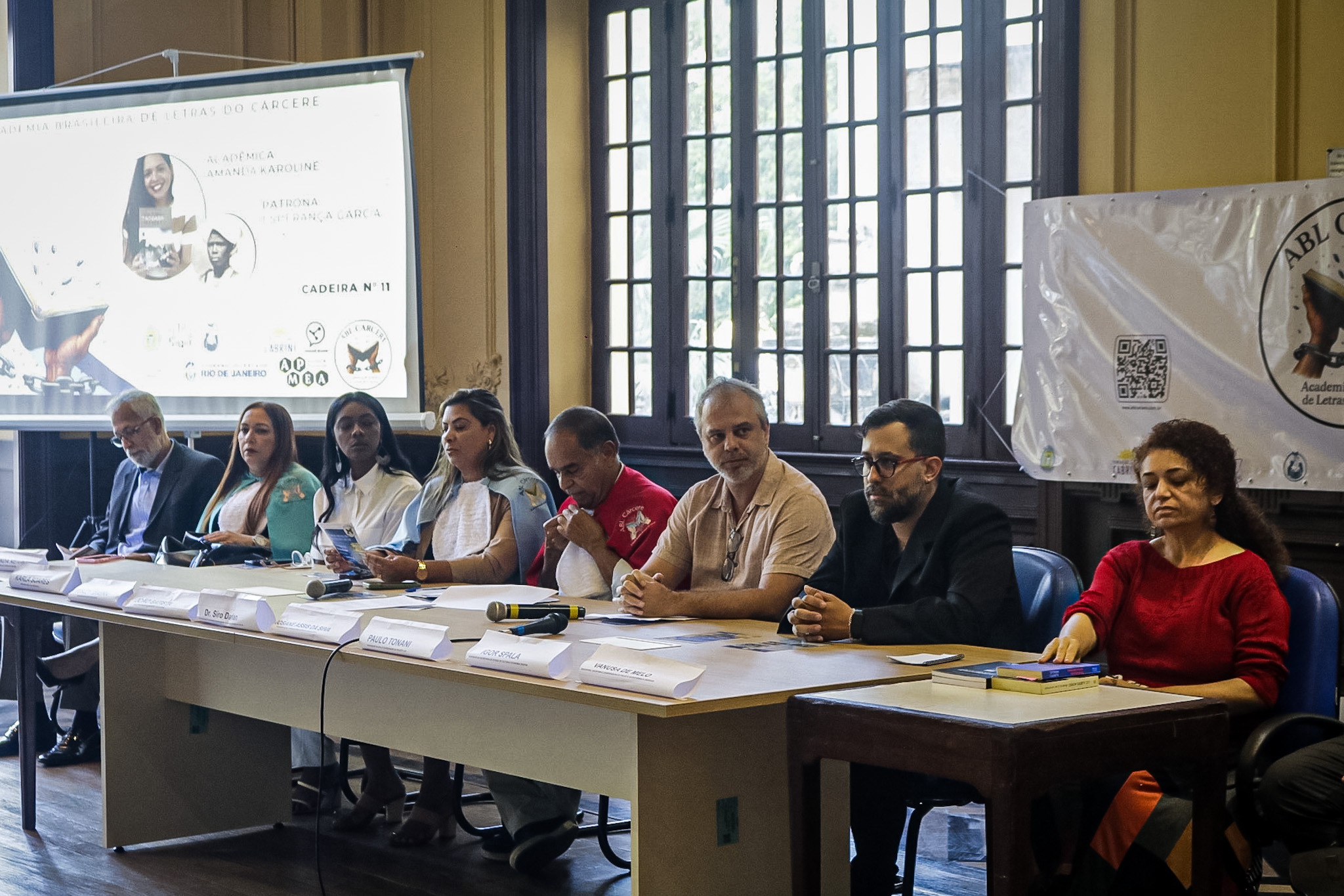 ABLC celebra posse de novos membros e reforça reintegração pelo poder da literatura
