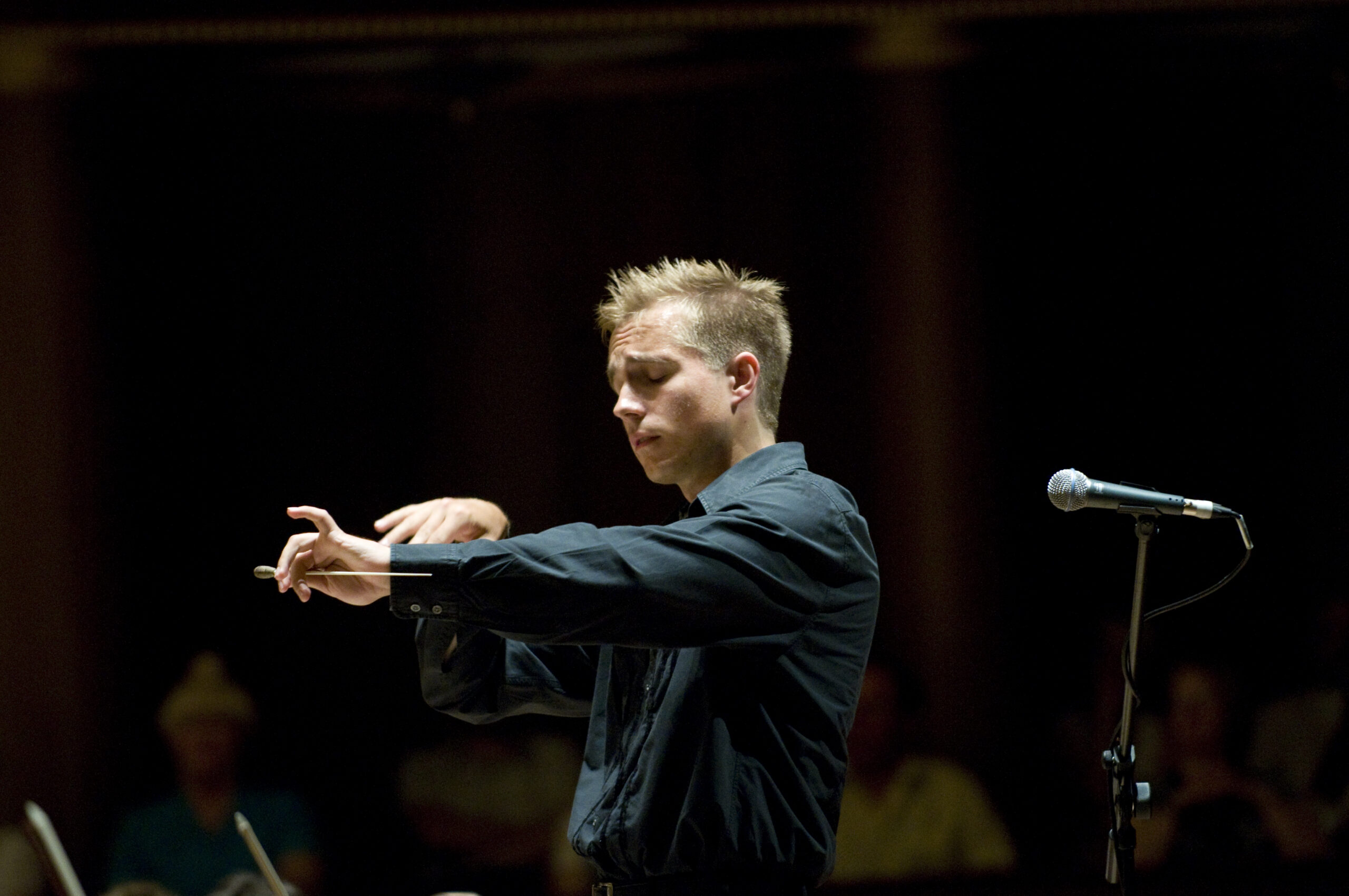 📰 OSESP toca ‘Quarta’ de Shostakovich com Petrenko