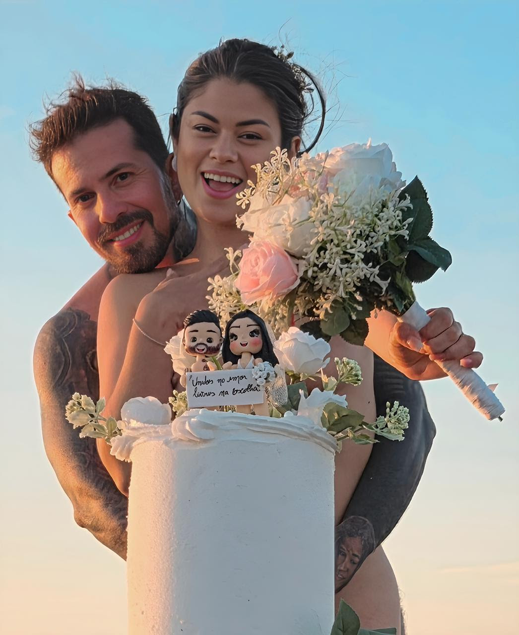 🌿 Influenciadores fazem divórcio nudista para celebrar liberdade e respeito