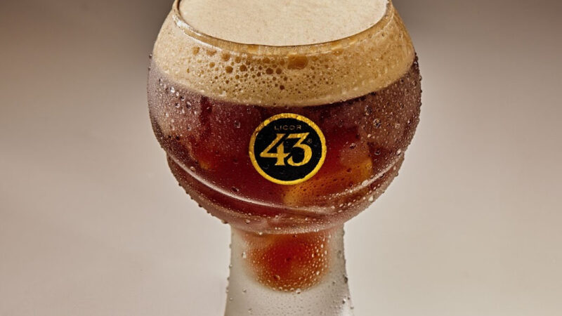 Licor 43 apresenta Carajillo como drink oficial da The Coffee Beats