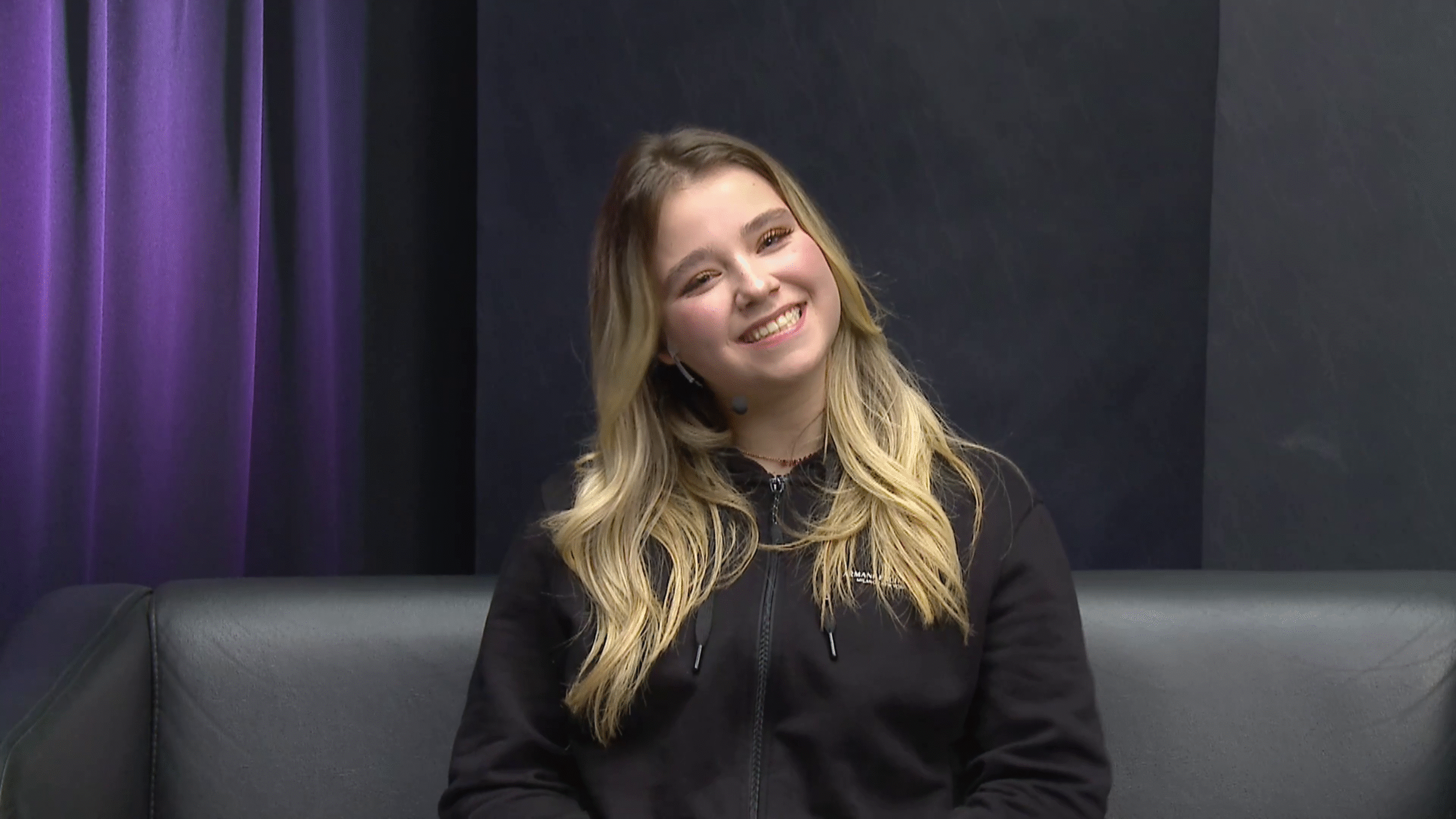 Sophia Madeira revela segredos de novelas no Trambicast