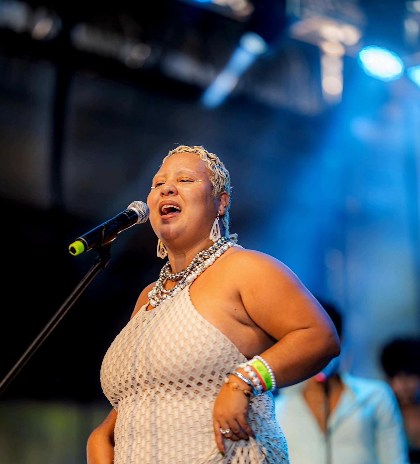 Ada Koffi leva raízes afro-brasileiras ao Festival MC