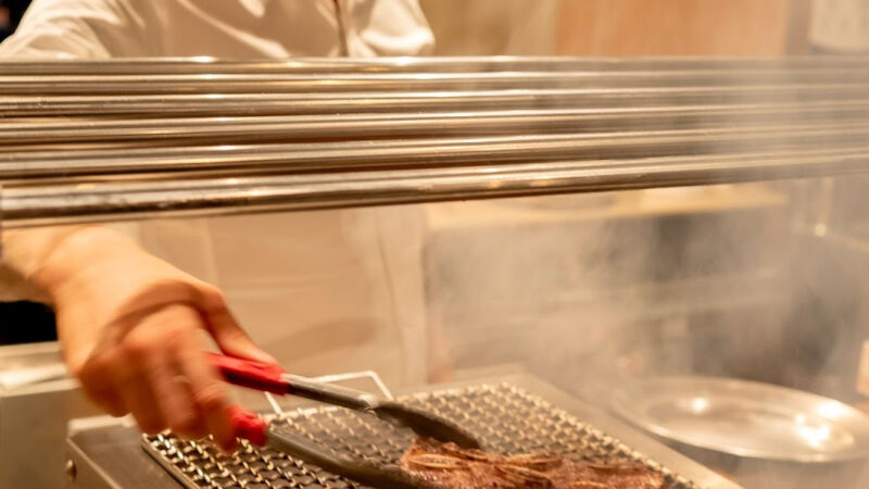 Macáya Gastronomia celebra 200 anos da independência do Uruguai com menu especial e música ao vivo