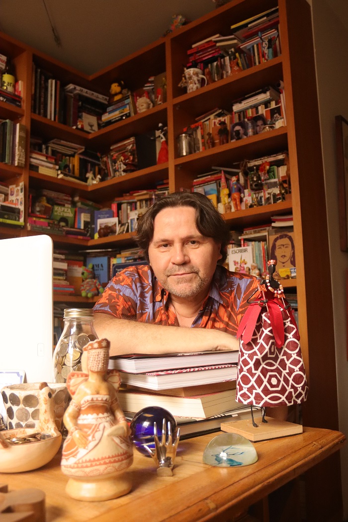 Festival Internacional Cartonera reúne Xico Sá, Sidney Rocha e Marcelino Freire no Recife