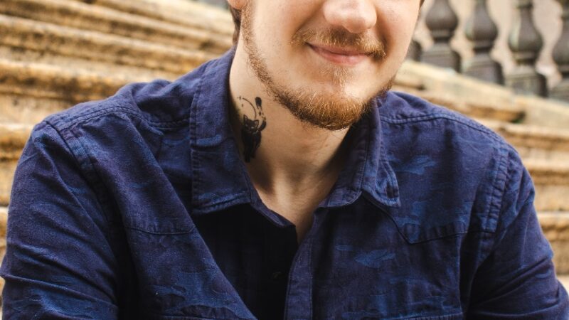 Thomas Malherbe lança álbum “Garoto Tímido” no Rio