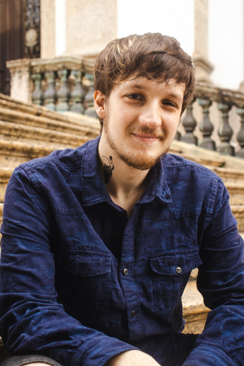 Thomas Malherbe lança álbum “Garoto Tímido” no Rio