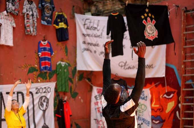 Ensaio para Dois Perdidos leva teatro às periferias